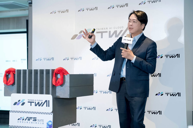 電腦品牌廠華碩子公司台智雲21日宣布推出AFS Suite企業主權人工智慧（AI）平台，台智雲總經理吳漢章（圖）表示，企業能否具備對AI的策略掌控能力，已成為未來競爭力的決定性要素。（華碩提供）中央社記者吳家豪傳真 115年5月21日