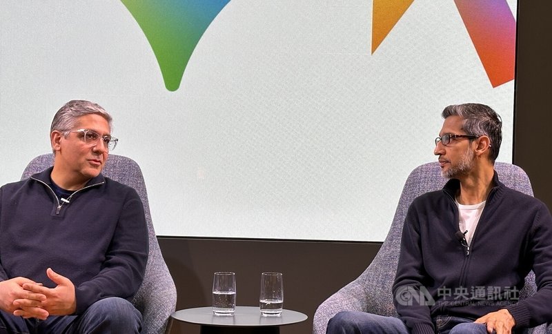 Google執行長皮查伊(右)與Google DeepMind技術長武庫格魯回應方向願景、技術創新相關提問。中央社記者張欣瑜舊金山攝 115年5月21日