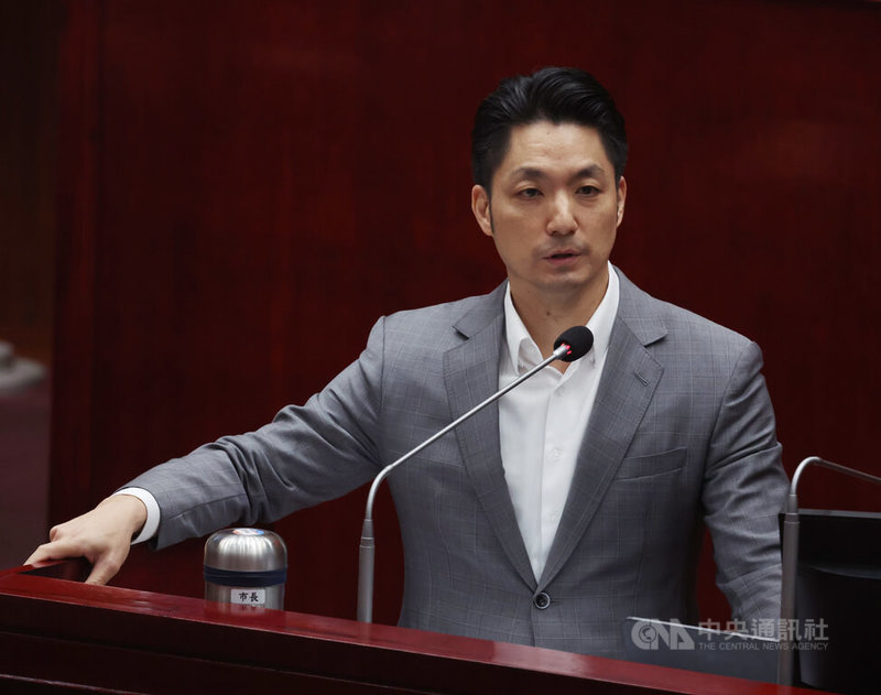 台北市長蔣萬安（圖）22日在台北市議會答詢議員關於輝達北士科台灣總部基地27日動工傳聞表示，輝達尚未申請建築執照，也還沒收到確定消息指當天是否有活動，尊重輝達規劃。中央社記者張新偉攝　115年5月22日