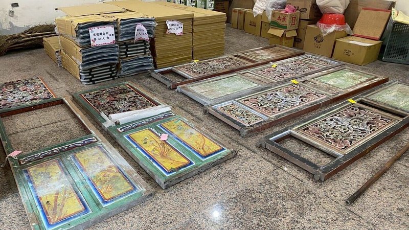 台灣文物保存協會集合4所大專院校投入光復鄉保安寺災後文物搶救，進行文物盤點、基礎清潔、緊急加固及包裝運輸等作業，將受損文物分送至合作院校進行修復，第一階段已完成22件文物修復。（台灣文物保存協會提供）中央社記者張祈傳真  115年5月23日