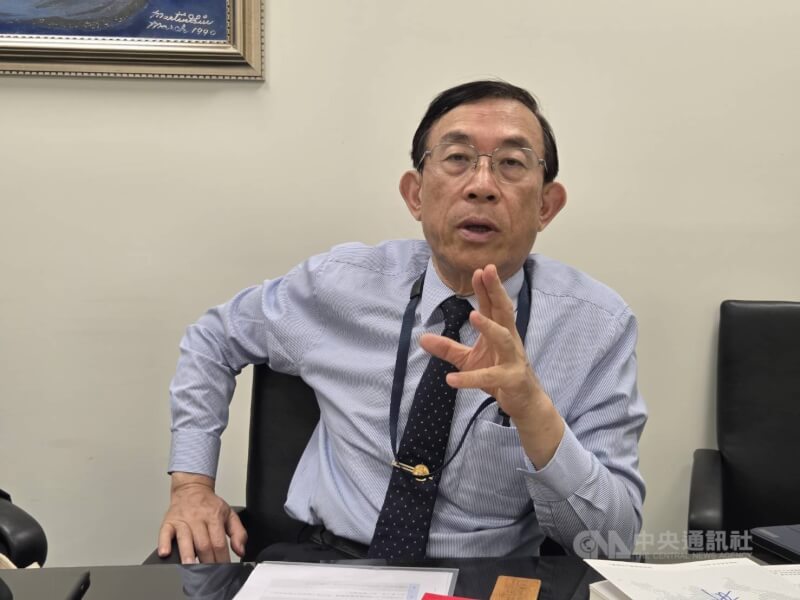 前最高檢察署檢察總長邢泰釗（圖）卸任擔任檢察官近40年，見證參與近代治安史，橫跨貪污賄選、黑金政治、環境犯罪、網路詐欺等各式犯罪。中央社記者謝君臨攝 115年5月24日