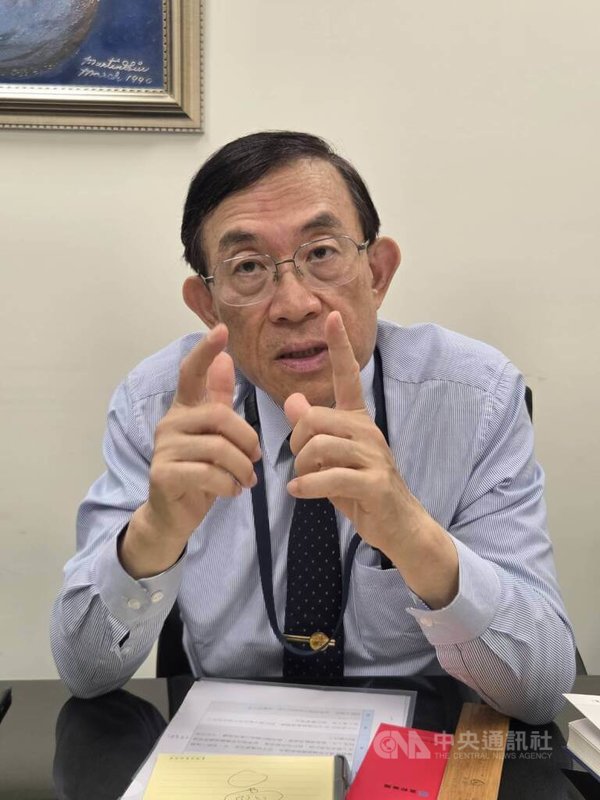 前最高檢察署檢察總長邢泰釗卸任後接受中央社專訪表示，希望有機會為提升台灣本土司法文學與美學盡一份心力。中央社記者謝君臨攝 115年5月24日