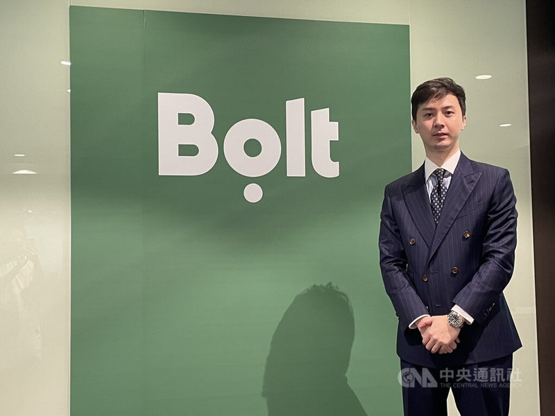 Bolt台灣區總經理曾憲竑（圖）26日引述委託調查結果表示，多元計程車駕駛支持鬆綁法規，期盼開放多平台和多車隊合作。中央社記者鍾榮峰攝　115年5月26日