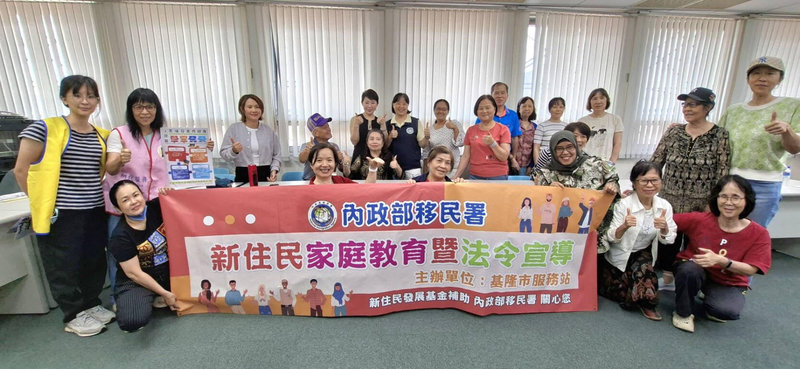 移民署27日表示，近日特別規劃AI講座，希望透過講師淺顯易懂的開講，幫助提升新住民的數位素養。（移民署提供）中央社記者黃麗芸傳真　115年5月27日