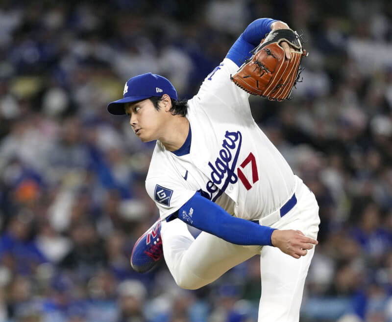 大谷翔平27日晚間轟出全壘打，投球方面繳出6局無安打。（共同社）