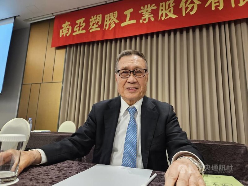 台塑企業總裁暨南亞董事長吳嘉昭29日指出，釋股子公司南電主要2個原因，希望增加南電流通在外股數，讓更多股東能夠參與分享經營成果；南亞可取得更多資金進行高階電子材料發展，反過來支持南電技術推進。中央社記者曾仁凱攝　115年5月29日