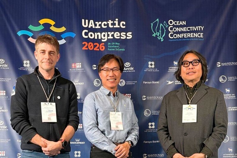 中央大學台灣極地研究中心（TaiPI）2026年首次以正式會員身分，出席極地大學聯盟（University of the Arctic, UArctic）年度大會，不僅主持地球科學國際場次，更受邀分享超過5年的北冰洋海洋觀測研究成果。（中大提供）中央社記者陳至中傳真　115年5月29日
