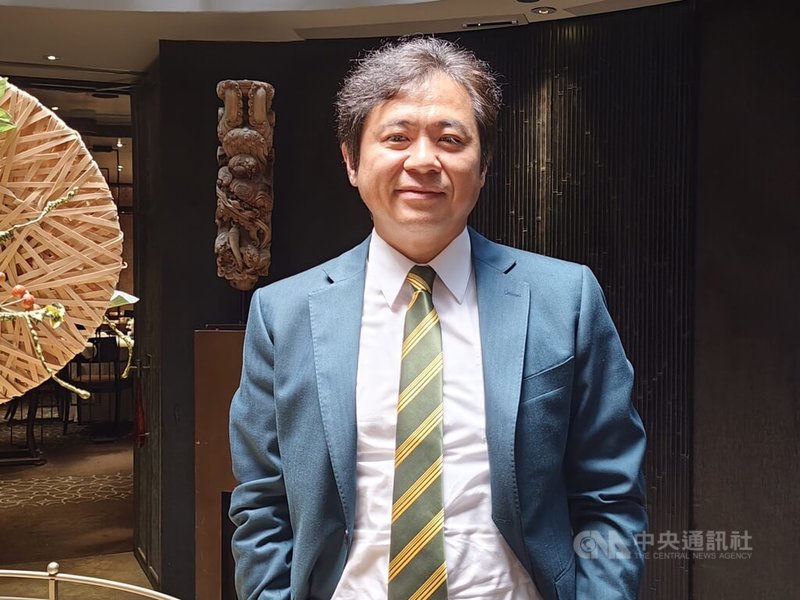 住商機構表示，房市交易降溫，但租賃與資產管理需求升溫，今年啟動主打「買租管售」一條龍服務的新加盟品牌「安家地產」，住商副總經理李杰峰（圖）表示，安家地產非跨足包租代管，而是吸引租服業者加入仲介。中央社記者何秀玲攝　115年6月1日