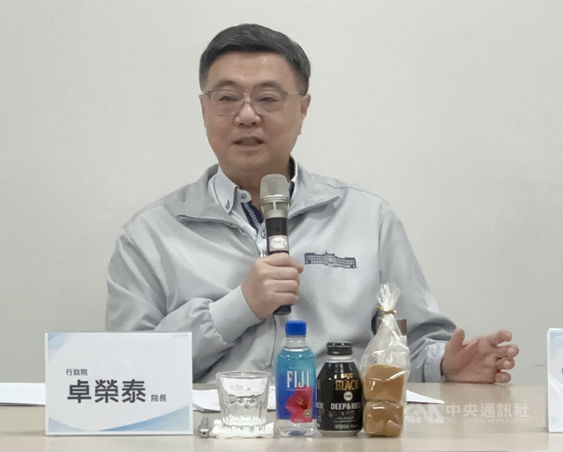 行政院長卓榮泰5日前往台中市參訪旭東機械工業公司，聆聽簡報後致詞。中央社記者趙麗妍攝　115年6月5日