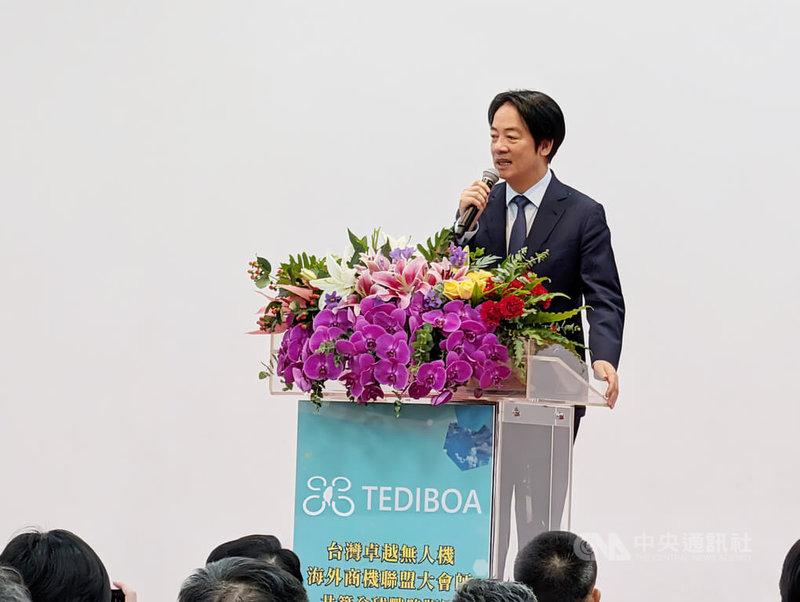 總統賴清德（圖）9日出席台灣卓越無人機海外商機聯盟大會師，他表示，推動無人機產業是國家的重大政策，立法院把無人機發展經費全部刪除，令人意外。中央社記者蘇木春攝　115年6月9日