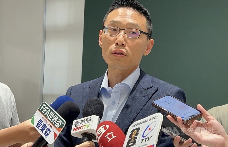 陽明交通大學運輸與物流管理學系教授吳昆峯（圖）11日表示，機車是台灣主要車種之一，機車行經路口時，很多危險都發生在左、右轉時，曾計算左轉若發生事故，致死率是右轉的2倍以上。中央社記者黃巧雯攝　115年6月11日