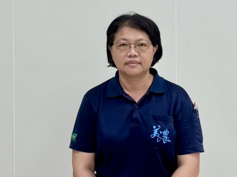 劉碧華(圖)2015年返鄉,投入美濃區農會外籍農務勞工業務,參與農業師傅與外展計畫推動,她觀察移工與異國文化進入客庄,帶來文化交織新風景。(劉碧華提供)中央社記者張已亷傳真 115年6月14日