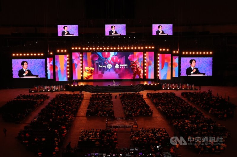 總統賴清德（圖）14日上午在台北大巨蛋，出席「2026台北國際扶輪年會」開幕典禮，受到各國出席代表們熱烈歡迎。中央社記者吳家昇攝 115年6月14日