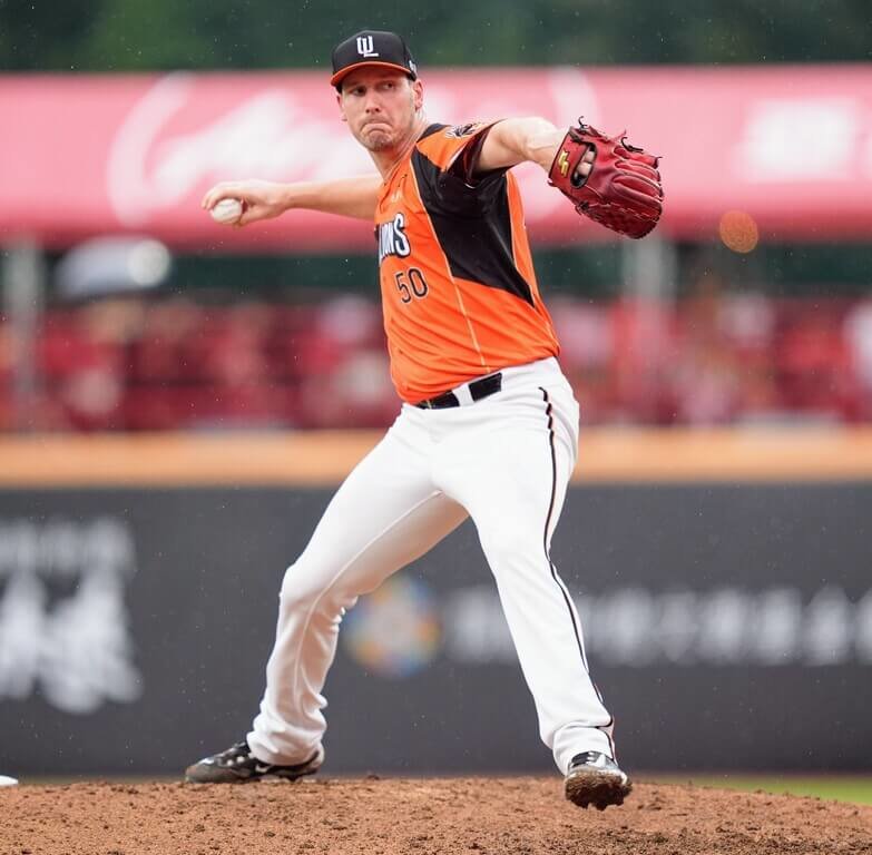 中華職棒統一7-ELEVEn獅隊14日對上味全龍隊，獅隊先發投手布雷克（Brock Dykxhoorn）投6局僅失1分，勝投雖然被打飛，但球隊仍以7比5拿下勝利。（統一獅隊提供）中央社記者蘇志畬傳真　115年6月14日