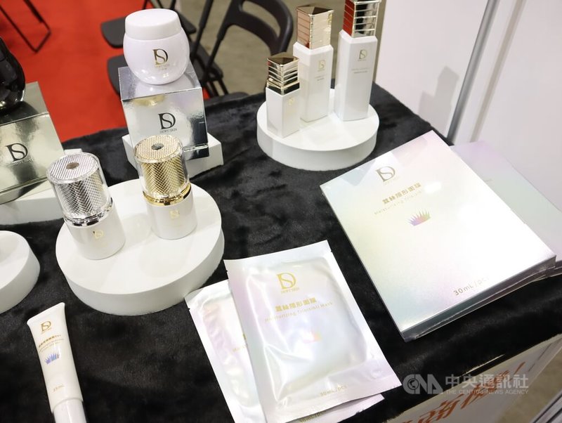 為期4天的馬來西亞美容展覽(IBE)16日落幕,台灣MIT美妝與生技產品獲來自東協各國買家關注,並展現高度興趣。中央社記者黃自強吉隆坡攝 115年6月16日