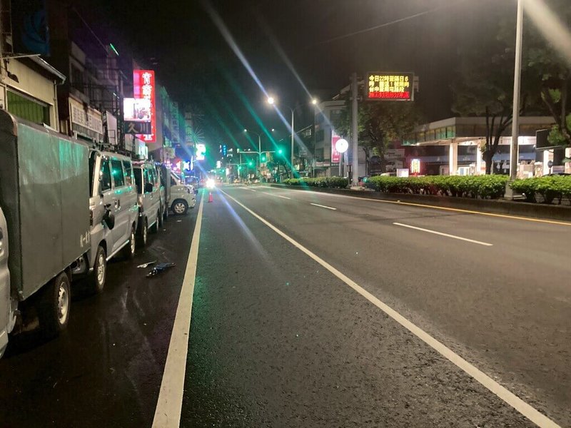 台中市大雅區16日晚發生酒駕肇事案，男子酒後開車先撞倒行人，再擦撞路邊停放4車後逃逸，行人送醫不治，警方循線將肇事男子追緝到案送辦。（民眾提供）中央社記者郝雪卿傳真  115年6月17日