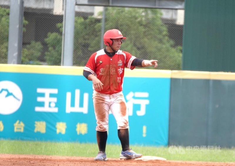 115年玉山盃青棒賽高雄市隊17日再度與桃園市隊碰頭，高雄市隊捕手顏浩恩（圖）2安3打點好表現，率隊以9比2搶勝，睽違5年重返4強。中央社記者謝靜雯攝 115年6月17日