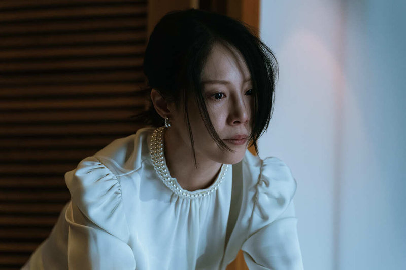 演員蔡亘晏（圖）在新劇「成名在望」褪下明星光環嫁入豪門，卻遭夫家百般刁難打壓，更慘被飾演丈夫的黃迪揚按倒在地狂毆，家暴畫面觸目驚心。（瀚草影視提供）中央社記者洪素津傳真　115年6月17日