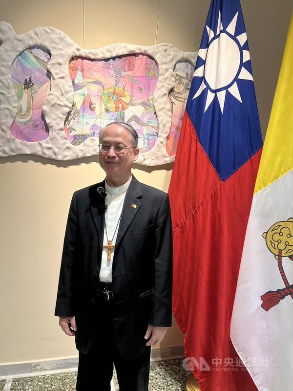 台灣主教團19日向教宗良十四世述職，主教團主席、新竹教區主教李克勉接受中央社訪問表示，教宗給予台灣主教極大鼓勵。中央社記者黃雅詩羅馬攝 115年6月20日