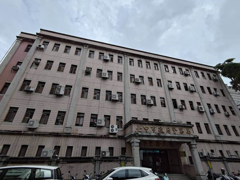 民主進步黨台中市議員陳俞融21日質疑台中市毒駕移送人次從112年的2人，暴增到114年的1145人，飆升572倍。市警局表示，將加強攔查取締。（陳俞融服務處提供）中央社記者郝雪卿傳真  115年6月21日