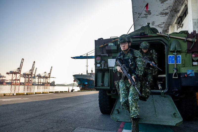 國軍立即備戰操演22日實施,圖為關指部官兵於重要港口實施演練。(第三作戰區提供)中央社記者游凱翔傳真 115年6月22日