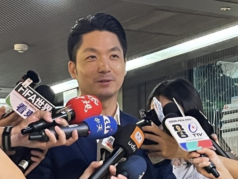 廢除監察院議題，台北市長蔣萬安（圖）23日出席活動接受媒體聯訪時說，民眾黨團已決定要提修憲案，若國民黨團也願意共同提案，要不要廢除監察院，就看民進黨是不是打假球。中央社記者楊淑閔攝　115年6月23日