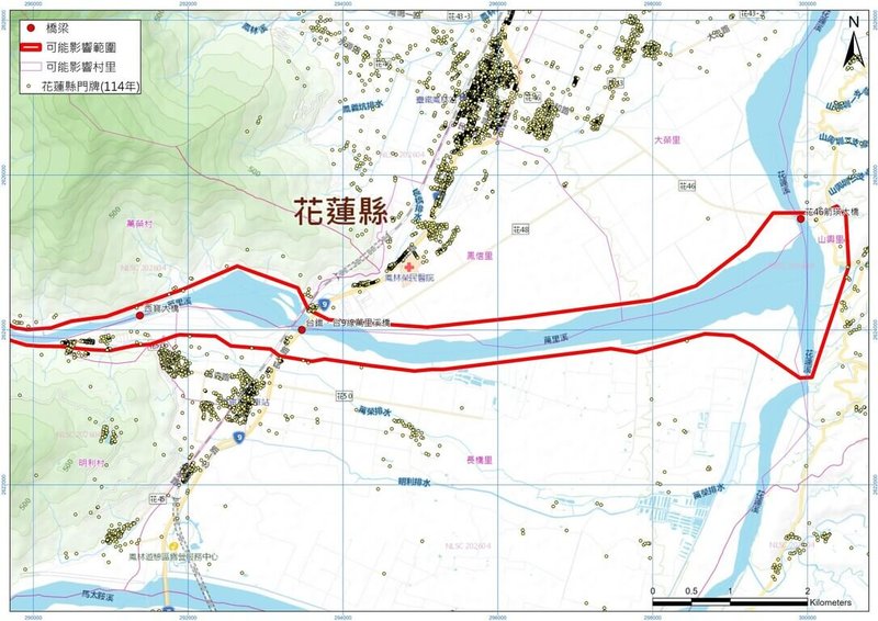 花蓮縣萬里溪上游發現新增堰塞湖,農業部林業及自然保育署花蓮分署23日下午召開緊急應變會議,會後指出,以極端情境600萬噸估算溢淹約30公分,淹水範圍為林田山林業文化園區、萬榮鄉萬榮村、鳳林鎮鳳信里、長橋里及山興里,已著手調查範圍內住戶並安排疏散路線。(鳳林鎮公所提供)中央社記者李先鳳傳真 115年6月23日