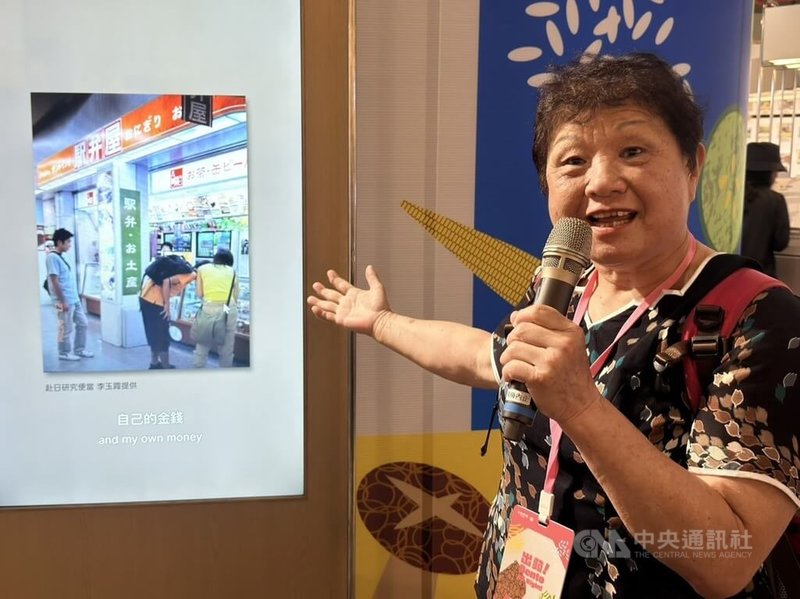 全台首間「台鐵便當體驗店」位於高雄鳳山火車站,台鐵與策展團隊24日舉辦導覽活動,台鐵便當幕後重要推手李玉霞(圖)出席分享過往。中央社記者張已亷攝 115年6月24日