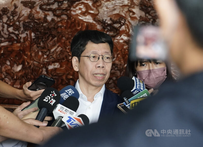 國民黨籍高雄市議員黃紹庭涉詐助理費案，遭判2年、褫奪公權3年、緩刑5年定讞。（中央社檔案照片）
