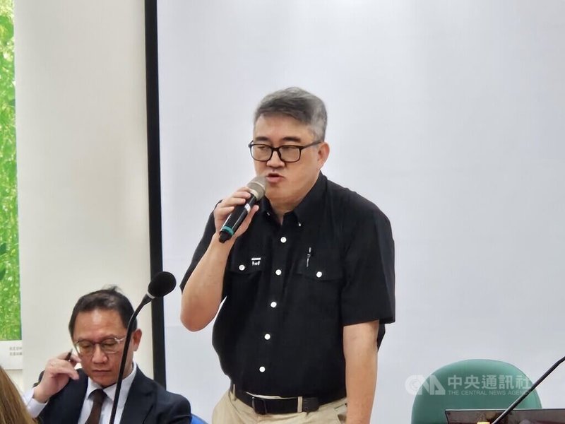 鋰鐵電池正極材料廠立凱電舉行股東會，董事長張聖時表示，立凱電近期取得美國客戶重要合約，正全力啟動新廠計畫，目標2027年7月開始出貨，希望力拚2028年本業轉盈，終止多年虧損困境。中央社記者曾仁凱攝　115年6月25日