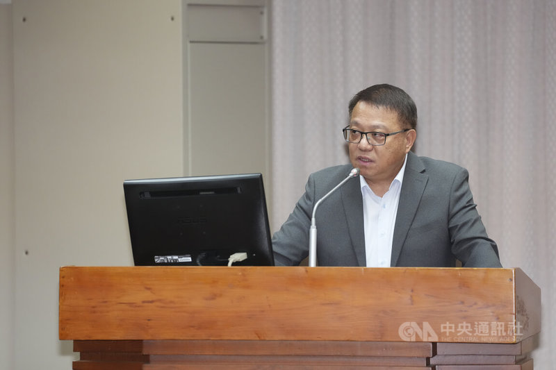 立法院教育及文化委員會25日召開「建構原住民族教育自主治理體系－原住民族學校法立法公聽會」，原住民族委員會副主任委員杜張梅莊（圖）列席說明政府現行法規與政策。中央社記者鄭清元攝　115年6月25日