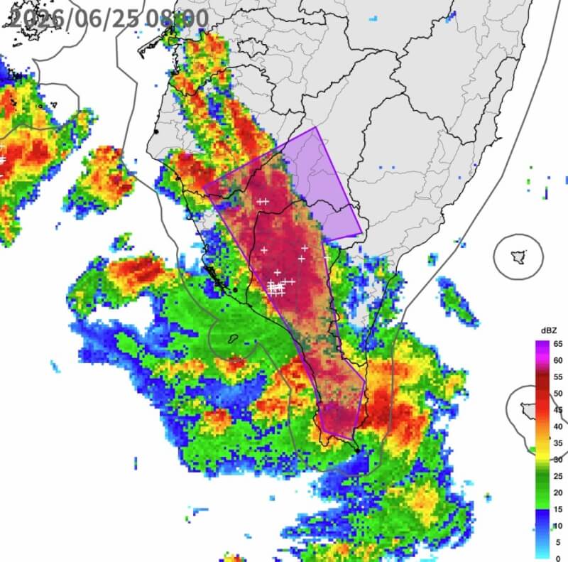 氣象署25日上午針對台南、高雄、屏東等地發布大雷雨訊息。（圖取自氣象署網頁cwa.gov.tw）