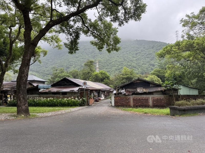 花蓮萬里溪堰塞湖紅色警戒，鳳林鎮擴大將森榮里31名住戶全數淨空，無論是否為保全戶，都要撤離。中央社記者張祈攝 115年6月27日