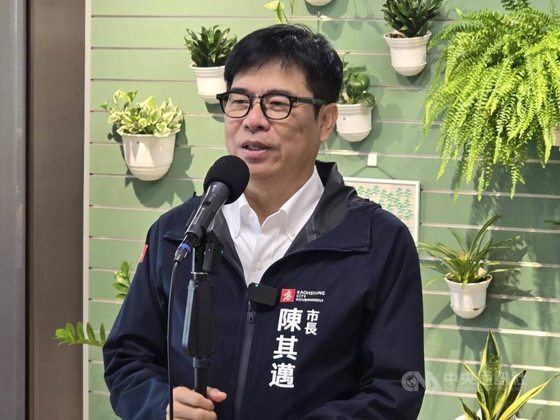 高雄市長陳其邁30日表示，由台鐵高雄機廠舊廠區改造的兒童樂園，預定8月8日開幕。中央社記者蔡孟妤攝　115年6月30日
