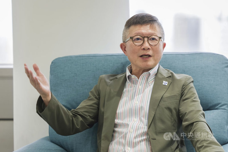 首任台灣觀光研訓院董座沈方正說，研訓院必須聽懂政府、產業、國際市場需求等意見，並進行整合，期盼自己成為這三方的轉譯者。中央社記者裴禛攝 115年6月30日