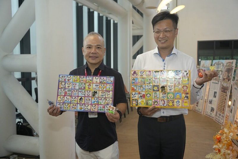 南投縣南投市公所將在樹德半山夢工廠舉辦「傳統市場藝術節」，6日舉辦記者會宣傳，市長張嘉哲（右）、半山夢工廠董事長吳宜睿（左）邀請民眾前來感受傳統市場溫度與魅力。（南投市公所提供）中央社記者蕭博陽南投縣傳真　115年7月6日