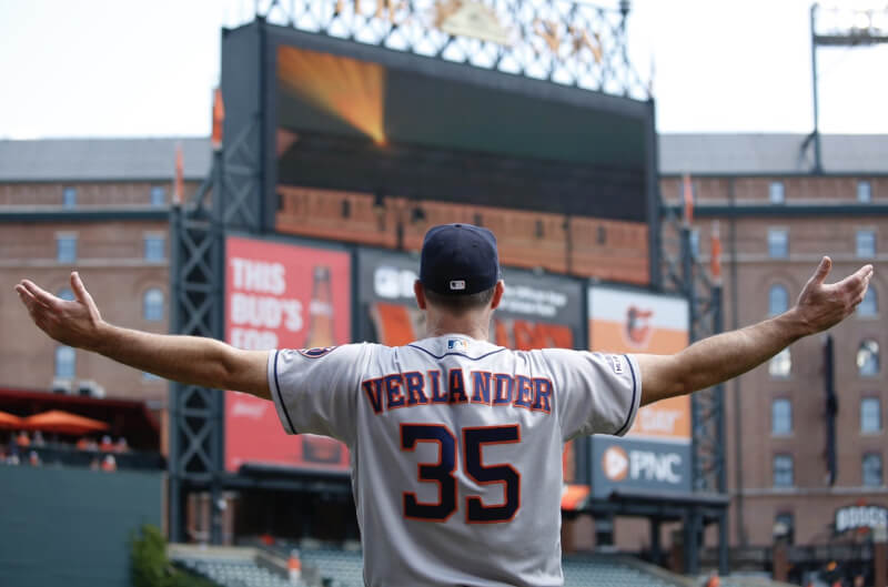 魏蘭德曾幫助太空人奪得2座世界大賽冠軍。(圖取自x.com/JustinVerlander)