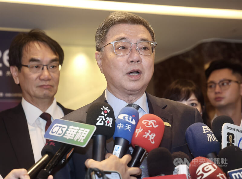 中聯油品致癌物超標，行政院長卓榮泰（前）9日表示，政府將徹查問題原因，在釐清問題之前，中聯的停工沒有期限。（中央社檔案照片）