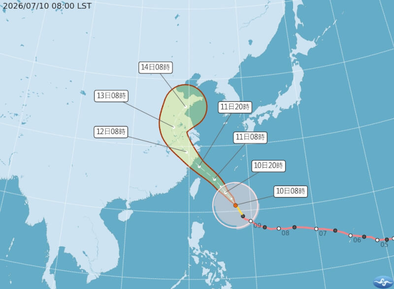 氣象署持續發布中度颱風巴威海上陸上颱風警報，最新預測路徑稍微北調，圖為路徑潛勢預測圖。（圖取自中央氣象署網頁cwa.gov.tw）