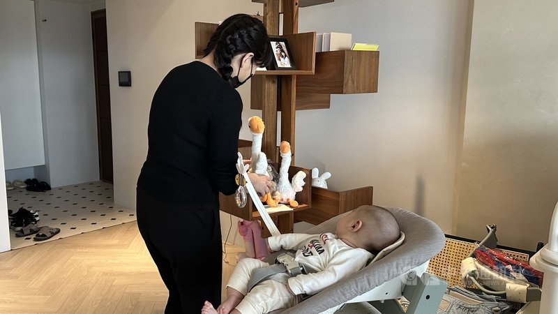 台灣媽媽優娜娜歷經一番波折後赴加拿大生下寶寶。中央社記者張欣瑜台北攝　115年7月12日
