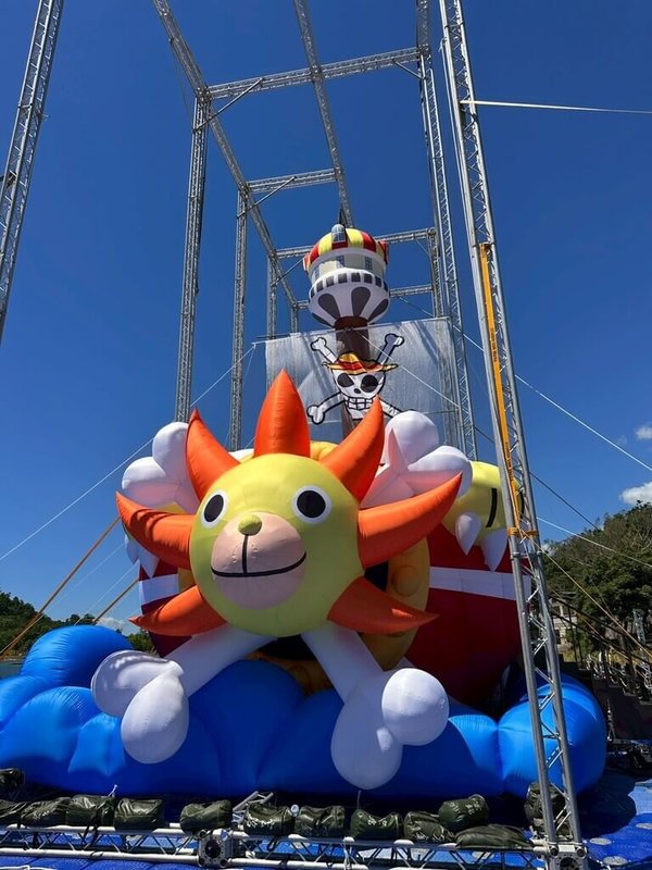 「2026花蓮FUN暑假」活動15日將在壽豐鄉鯉魚潭開展，知名動漫IP「航海王」（ONE PIECE）主題亮點搶先迎賓，千陽號現身鯉魚潭。（花蓮縣政府觀光處提供）中央社記者李先鳳傳真　115年7月14日