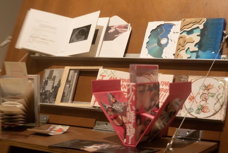 台灣唱片裝幀設計展11至19日在泰國孔敬府登場,展出金曲獎及葛萊美獎作品。(NPCC提供)中央社記者李宗憲曼谷傳真 115年7月15日