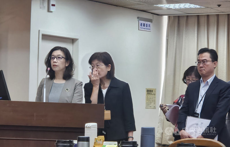 中聯油脂苯駢芘案延燒，衛福部次長林靜儀（左）15日表示，推測黃豆與製程都有問題，但假若品管得宜可降低；今年1到5月進口巴西黃豆，用量最大業者中，大統益8日抽驗現場油品合格。中央社記者曾以寧攝　115年7月15日