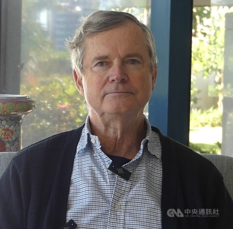 退役澳洲皇家空軍上校、現任澳洲葛瑞菲斯亞洲研究所（Griffith Asia Institute）客座研究員雷頓（Peter Layton）接受中央社訪問指出，面對中國軍事威脅，澳洲與台灣均必須快速和大規模地加強飛彈防禦和無人機戰備和產業。中央社記者丘德真布里斯本攝 　115年7月15日
