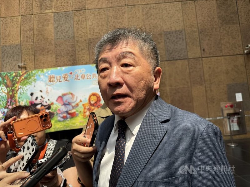 行政院政務委員陳時中（圖）17日表示，若中聯問題油事件涉及違法或失職，「有誰犯錯，那就辦誰」，政府不會包庇任何人，此案相關責任均應依法釐清。中央社記者沈佩瑤攝　115年7月17日