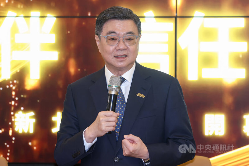 行政院長卓榮泰(圖)18日受訪時回應中聯油脂案,表示政府已將事件時間序及處置方式說明清楚,強調只有中聯公司與其他幾家油品公司有蓋牌行為,各級政府沒有蓋牌。中央社記者王騰毅攝 115年7月18日