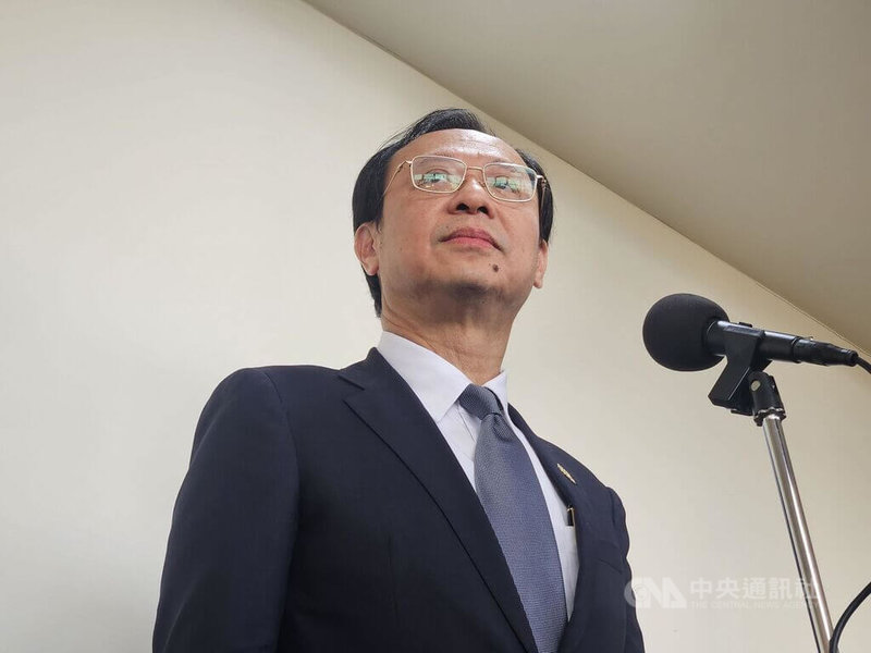 中聯案預防性下架產品，19批檢驗合格油品可重新上架，地方首長紛紛表態反對，衛福部長石崇良（圖）22日回應決定不會太倉促。中央社記者陳婕翎攝　115年7月22日