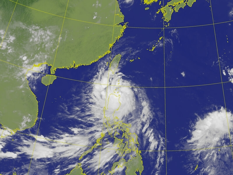 24日中午12時20分衛星雲圖。(圖取自氣象署網頁cwa.gov.tw)