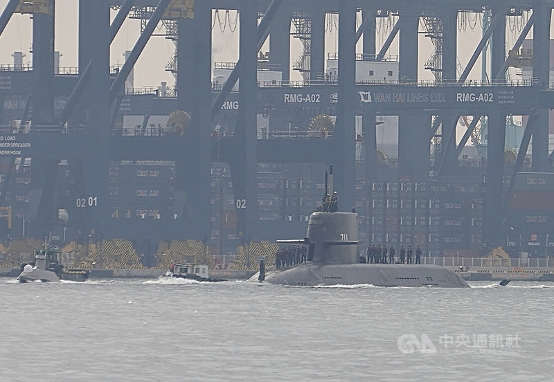 潛艦國造原型艦海鯤號29日再次進行出海測試，並可能首度進行跨夜耐航測試。中央社記者董俊志攝　115年7月29日