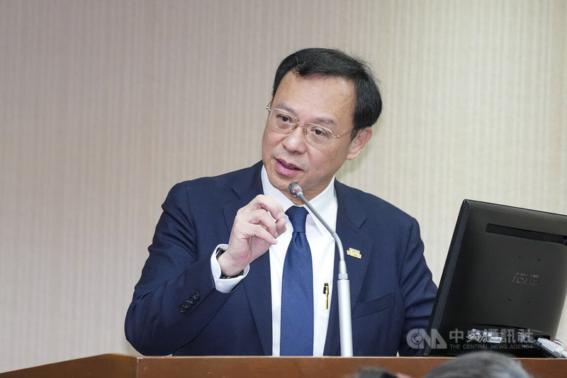 立法院社會福利及衛生環境委員會30日邀請衛生福利部及教育部就「近期幼兒園及托育兒虐頻傳：責任通報、兒少保護及跨部會合作機制檢討」進行專題報告，衛福部長石崇良（圖）列席備詢。中央社記者鄭清元攝　115年7月30日